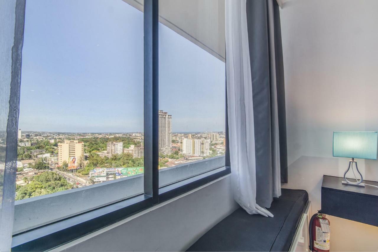 Free Netflix Condo Near It Park With 32-Inch Samsung Hdtv 세부 외부 사진